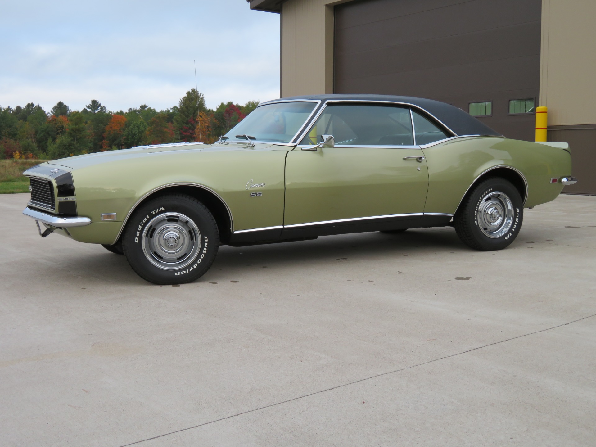 Buttery-Smooth 1968 Chevy Camaro Is a Bush 396CI SS/RS Road Trip